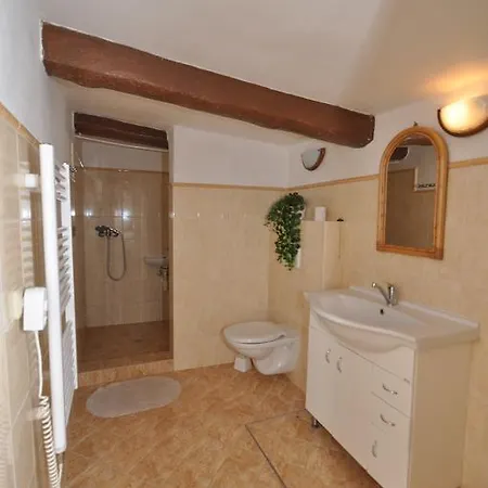 Two-bedroom Holiday In /riesengebirgsvorland 1290 * Velehrádek