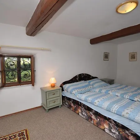 Two-bedroom Holiday In /riesengebirgsvorland 1290 * Velehrádek